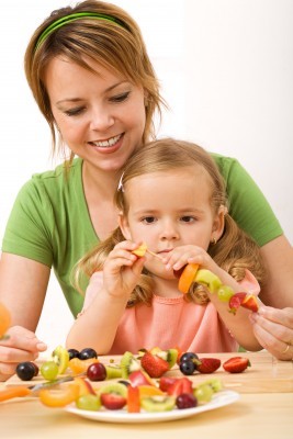 Getting toddlers and kids to eat fruits and vegetables